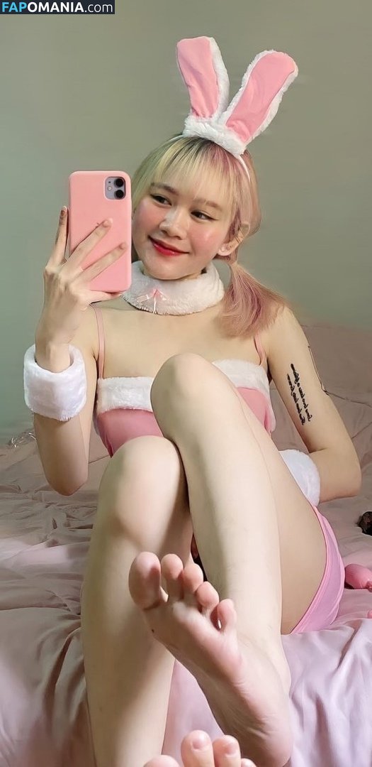 Accpeachyy / accpeachy / accpeachy_ / marvelpeachy Nu OnlyFans  Photo fuitée #6