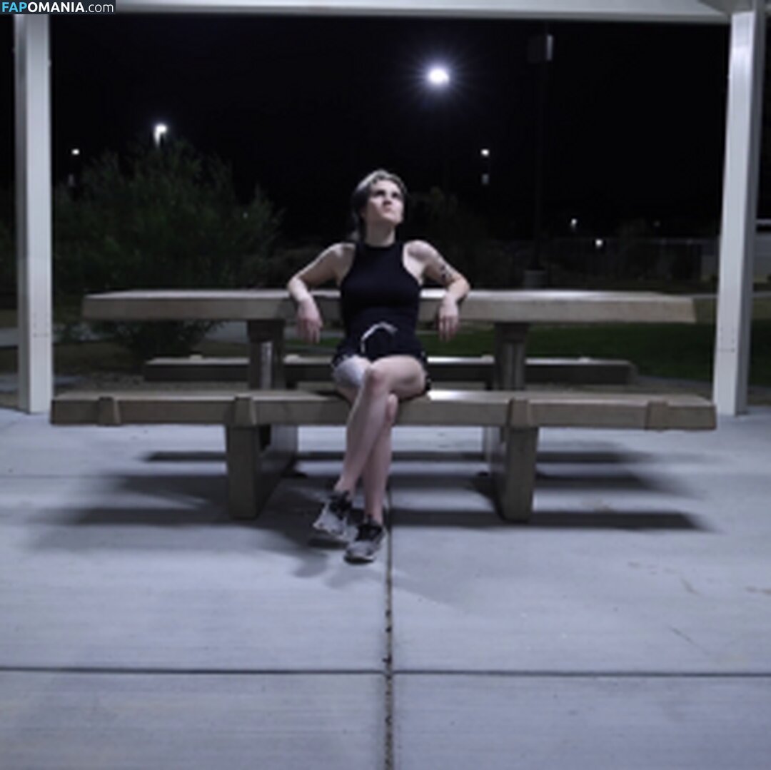 1JovanJordanXXX / Adalind Gray / adalindgrayxo / adalindgrayxo1 Nu OnlyFans  Photo fuitée #186