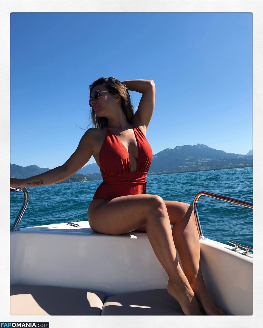 Adeline Chetail Nu OnlyFans  Photo fuitée #3