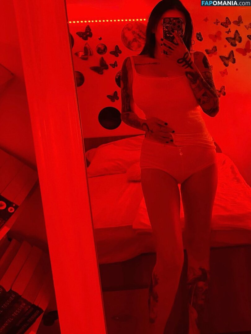 Adriana Donici Nu OnlyFans  Photo fuitée #1