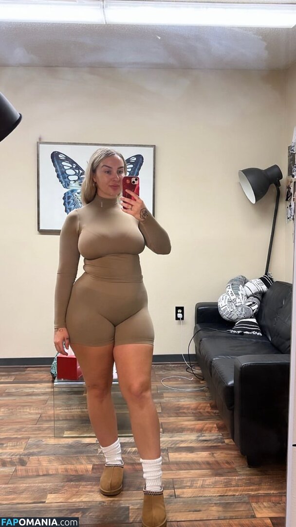 Adrienne Earthiangel Nu OnlyFans  Photo fuitée #2