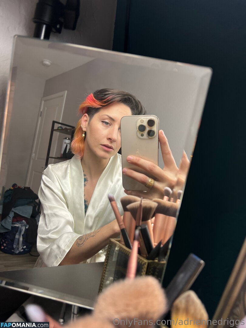 adrienne.driggs / adriennedriggs Nu OnlyFans  Photo fuitée #4