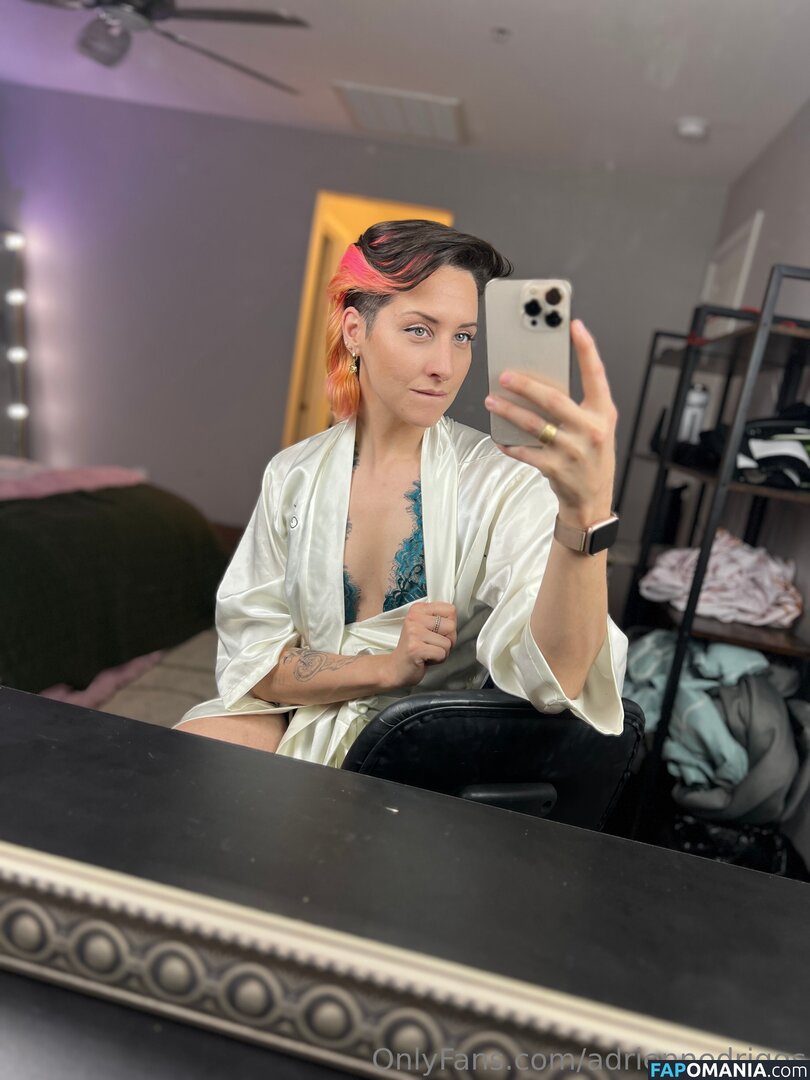 adrienne.driggs / adriennedriggs Nu OnlyFans  Photo fuitée #6
