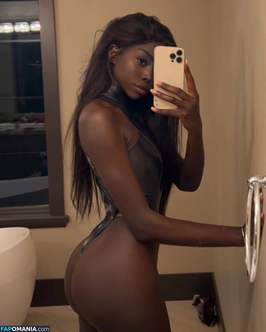 African Booty Meat / curvyandnatural Nu OnlyFans  Photo fuitée #2