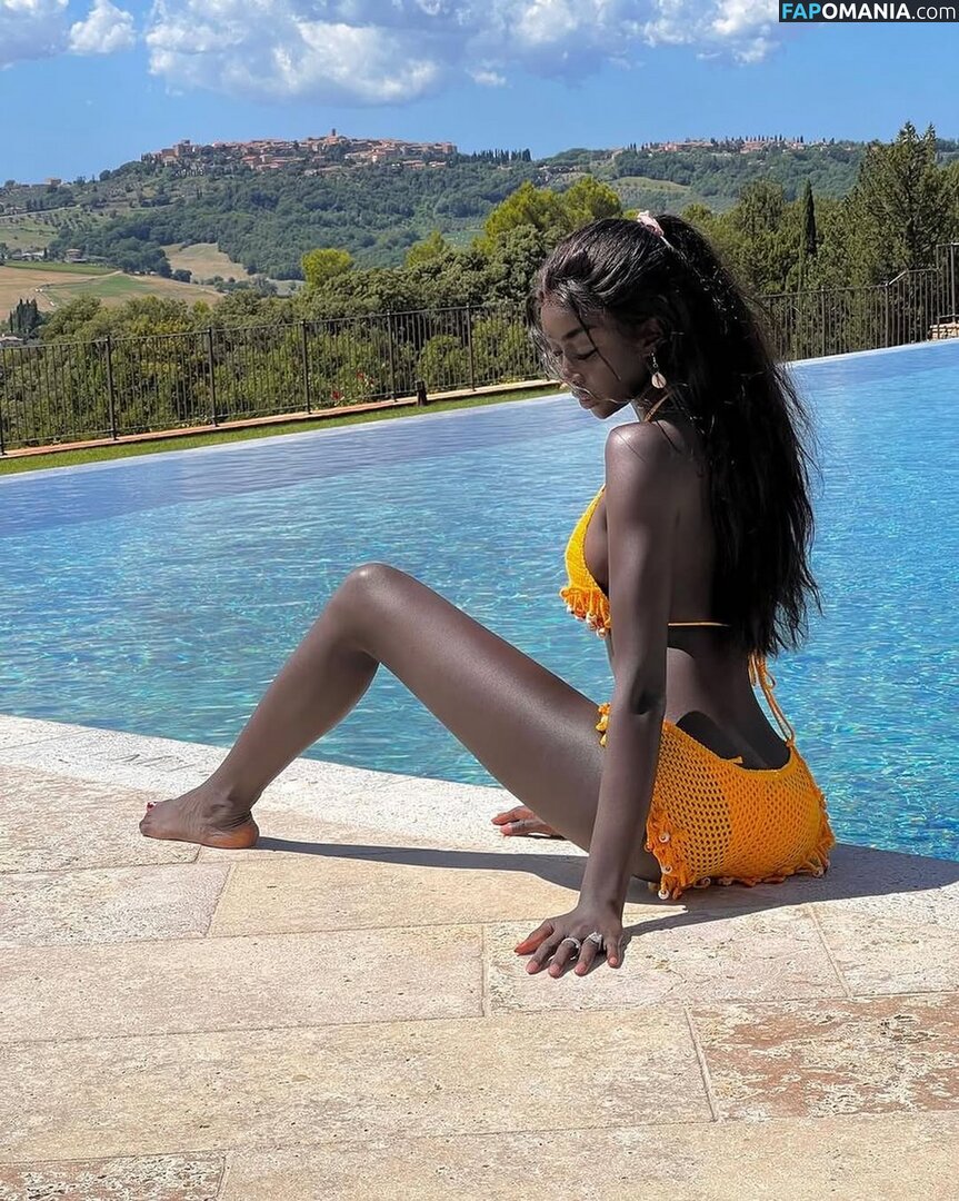 African Booty Meat / curvyandnatural Nu OnlyFans  Photo fuitée #3