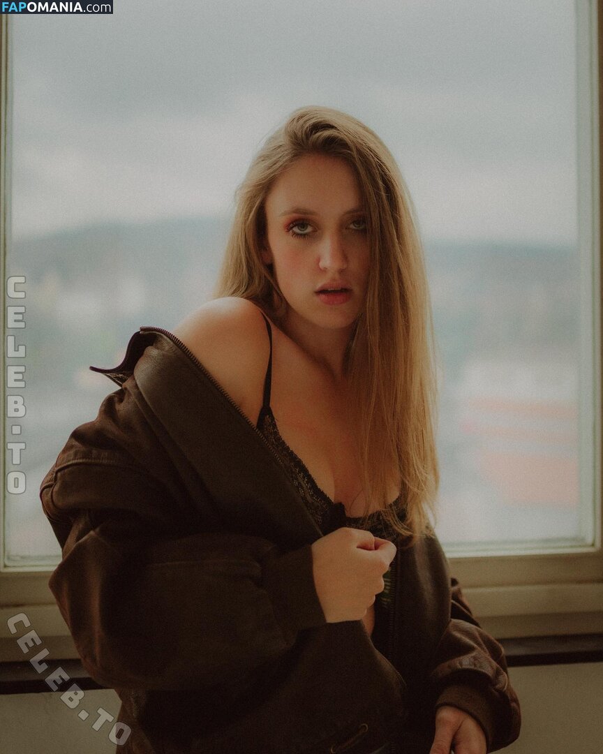Aimée Pienschke / aimee_pienschke Nu OnlyFans  Photo fuitée #9