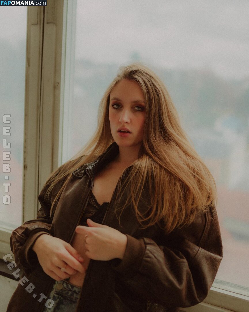 Aimée Pienschke / aimee_pienschke Nu OnlyFans  Photo fuitée #11