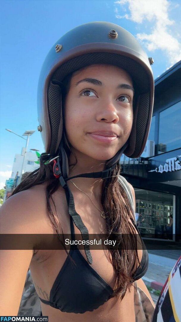 aimeehofficial / aimeejaihall Nu OnlyFans  Photo fuitée #10