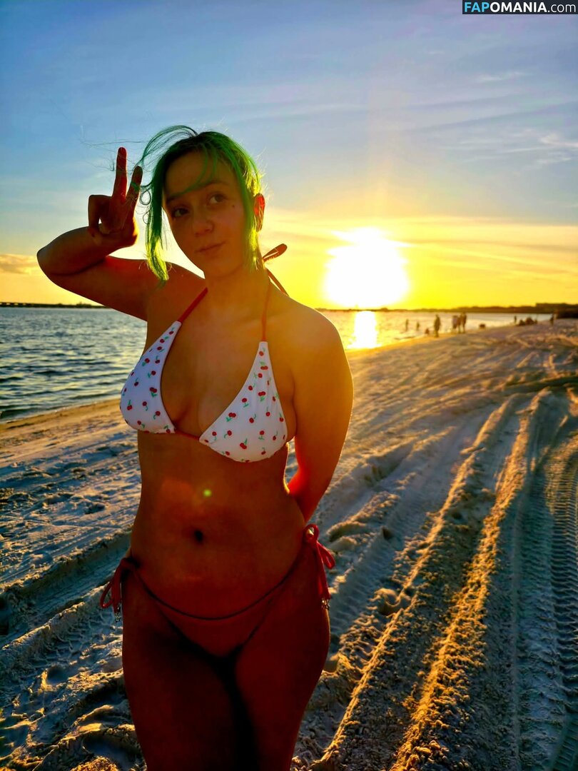 Airica Demia / myinsta_airicademia Nu OnlyFans  Photo fuitée #4