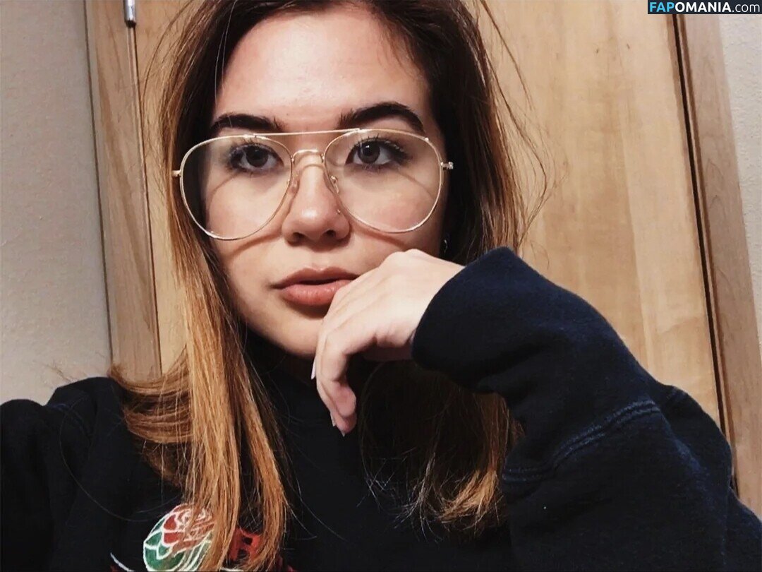 Alana Misako / alana.lister / alanamisako Nu OnlyFans  Photo fuitée #17