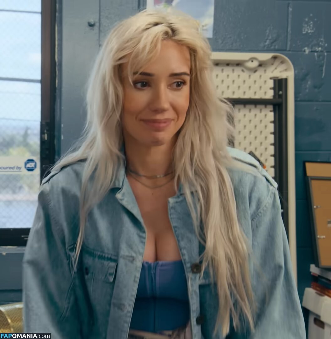 Alanah Pearce / charalanahzard Nu OnlyFans  Photo fuitée #934