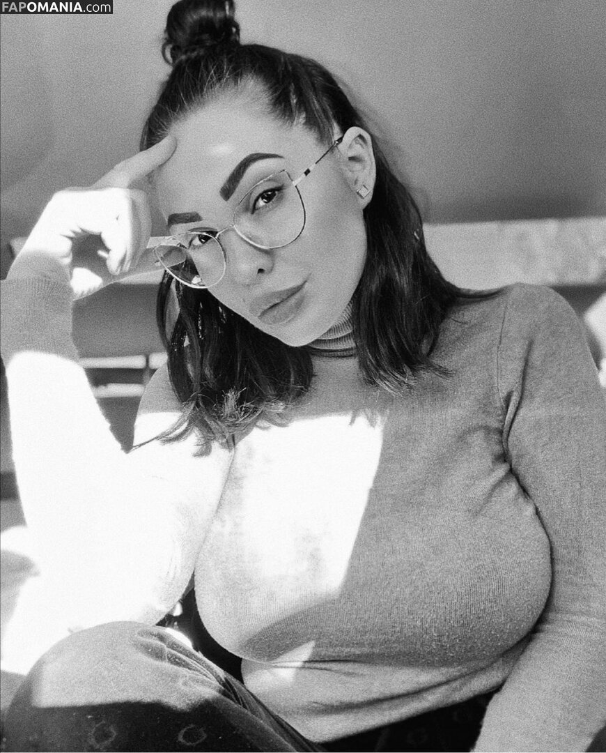 Alexanda Rusu Nu OnlyFans  Photo fuitée #19