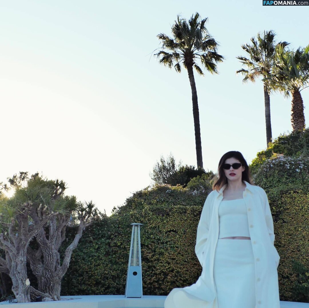 Alexandra Daddario / alexandradaddario Nu OnlyFans  Photo fuitée #2068