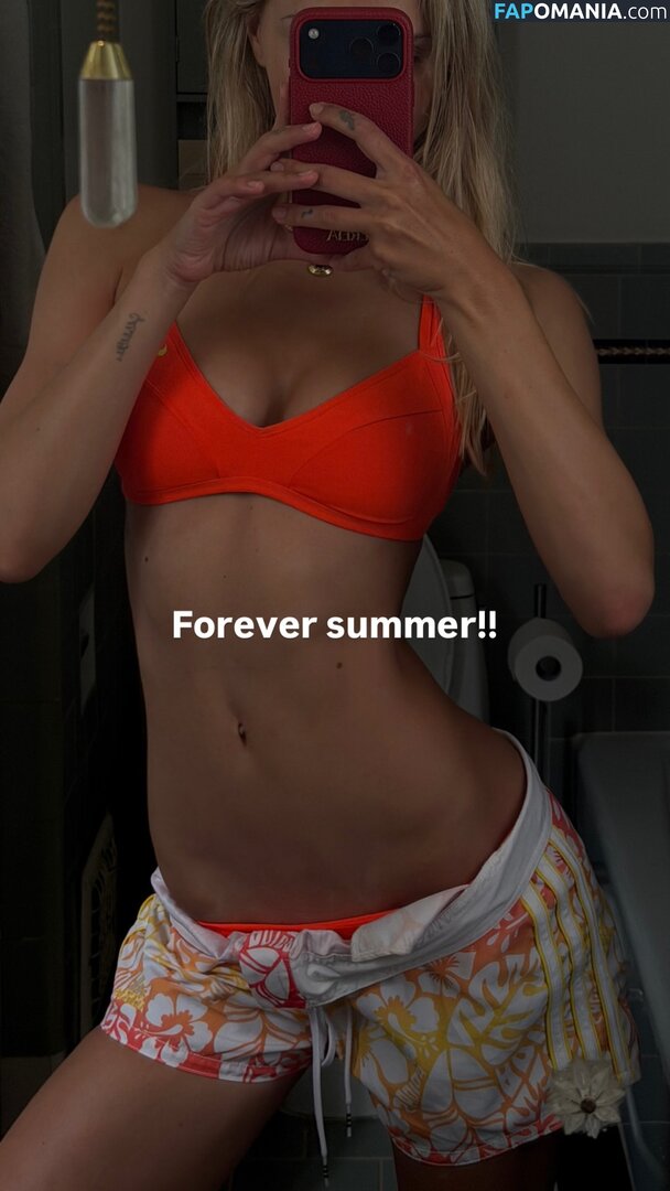 Alexis Ren / alexisren / alexisreng / alexxissren Nu OnlyFans  Photo fuitée #1037