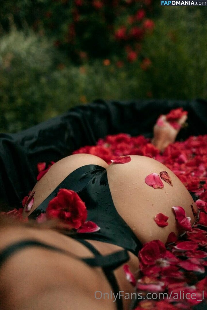 alice_l Nu OnlyFans  Photo fuitée #25