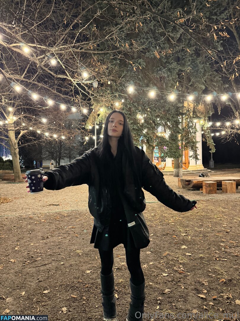 alice_mul / l_amulette Nu OnlyFans  Photo fuitée #19