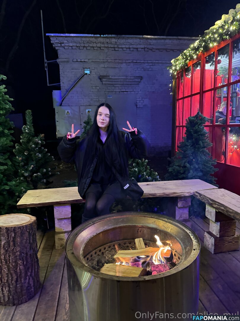 alice_mul / l_amulette Nu OnlyFans  Photo fuitée #20