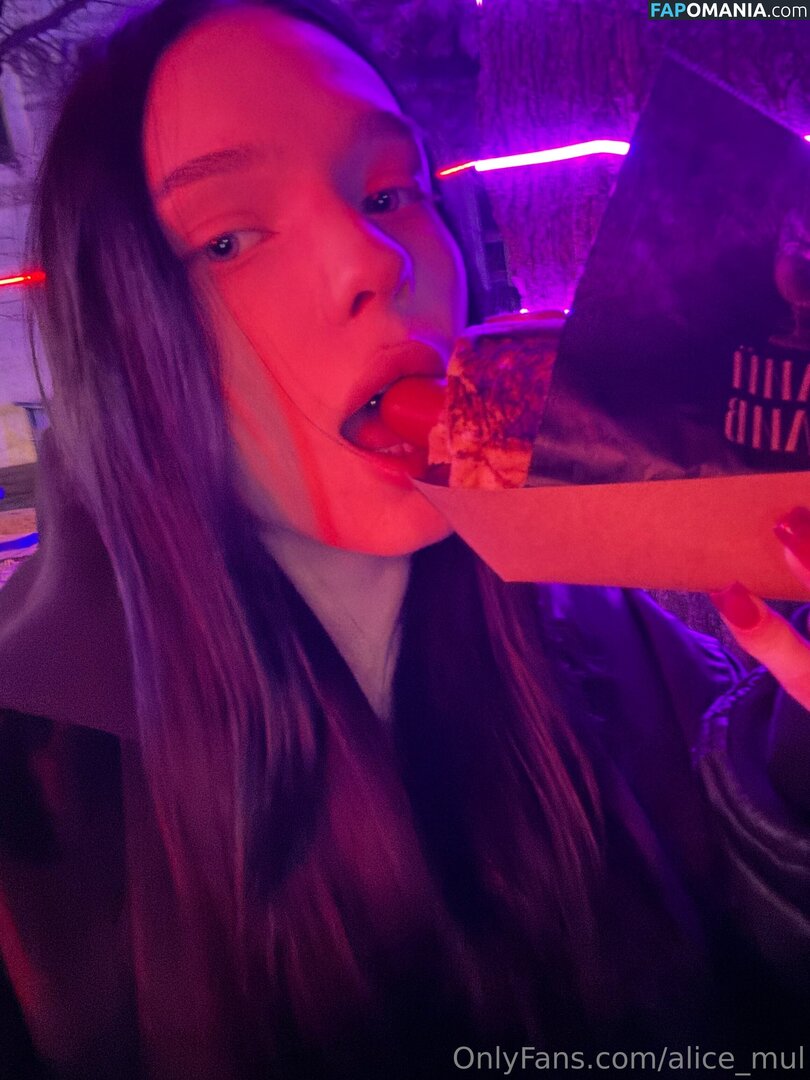 alice_mul / l_amulette Nu OnlyFans  Photo fuitée #27