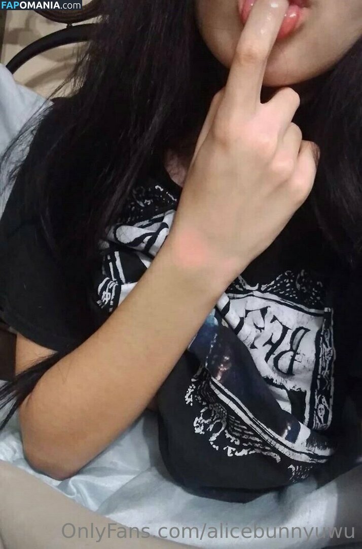 alicebluwu / alicebunnyuwu Nu OnlyFans  Photo fuitée #6