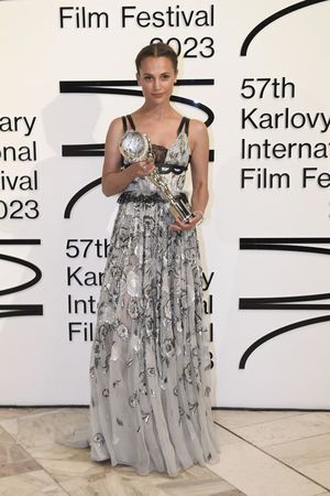 Alicia Vikander