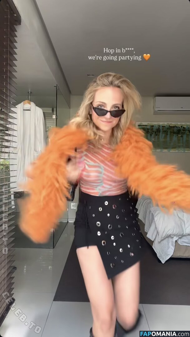 Alina Sophie Holst / alinasophieee Nu OnlyFans  Photo fuitée #3