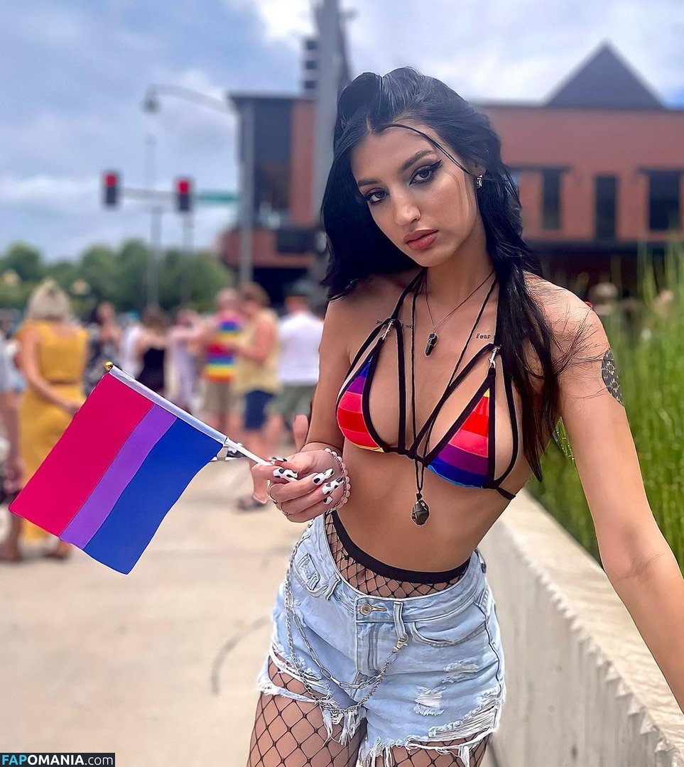 Alison Rainer / alisonrainer / alisonrainerr Nu OnlyFans  Photo fuitée #50