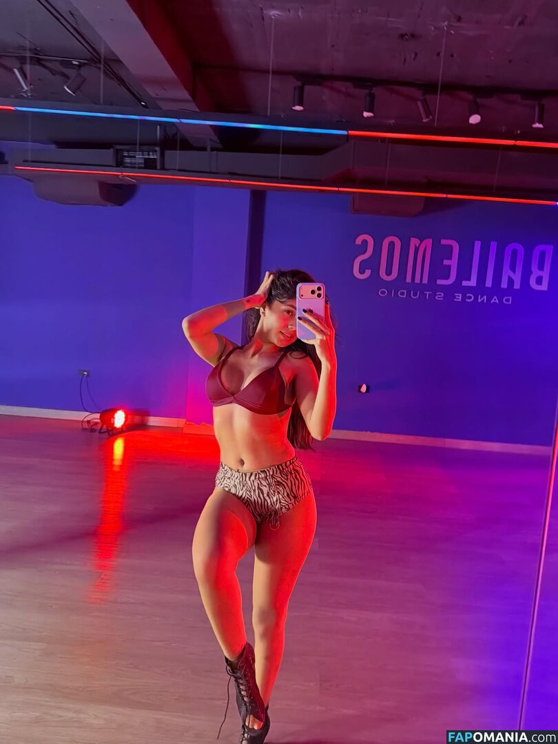 Alixfire / alixxfire Nu OnlyFans  Photo fuitée #2