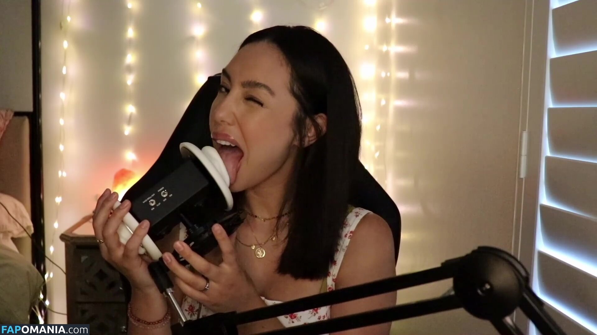 All Bella / AllBellaASMR Nu OnlyFans  Photo fuitée #3