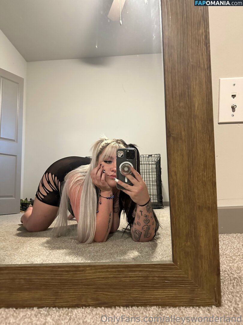alleyswonderland / alleyswonderlandxo Nu OnlyFans  Photo fuitée #42