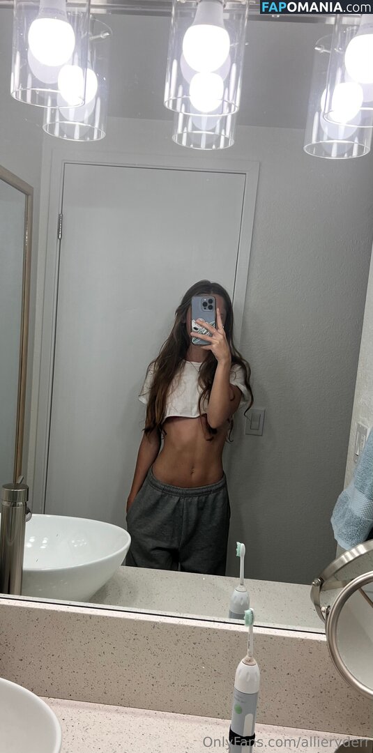 allieryderr / laikenbrown Nu OnlyFans  Photo fuitée #8