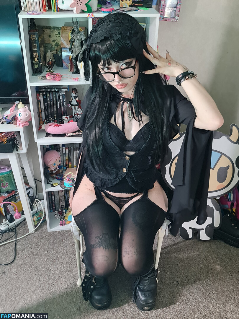 +:｡.ruby ʚ ♡ ɞ ⋆ ✧.｡ / allmyheartbear / myarykerx / usakumyawhore / usakyumawhore Nu OnlyFans  Photo fuitée #5