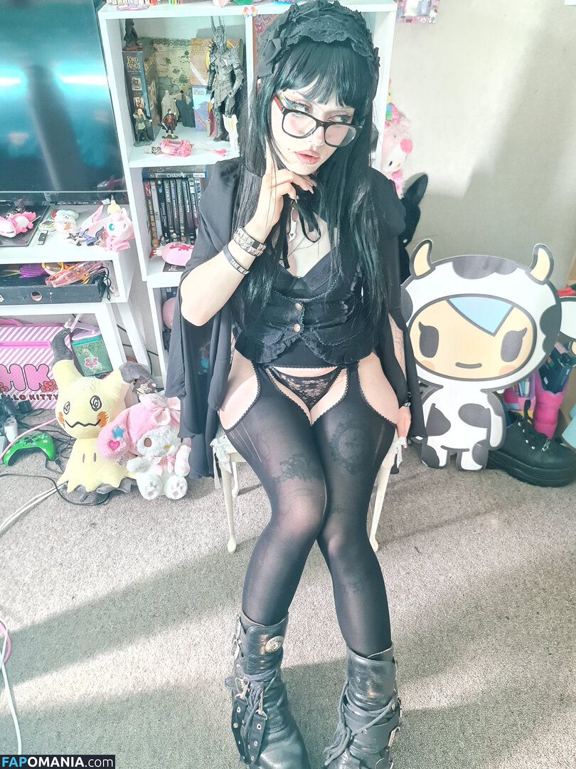 +:｡.ruby ʚ ♡ ɞ ⋆ ✧.｡ / allmyheartbear / myarykerx / usakumyawhore / usakyumawhore Nu OnlyFans  Photo fuitée #9