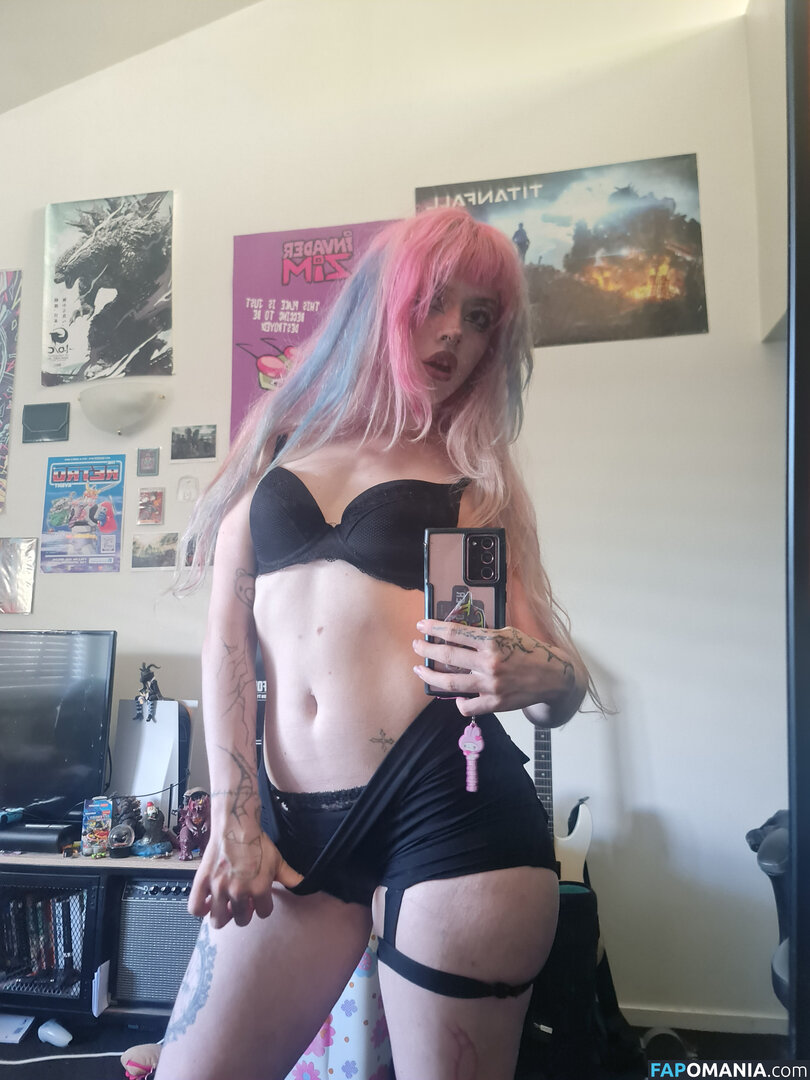 +:｡.ruby ʚ ♡ ɞ ⋆ ✧.｡ / allmyheartbear / myarykerx / usakumyawhore / usakyumawhore Nu OnlyFans  Photo fuitée #32