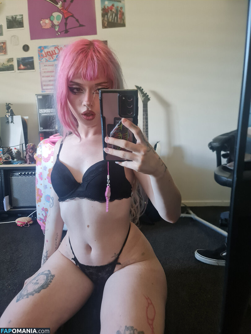 +:｡.ruby ʚ ♡ ɞ ⋆ ✧.｡ / allmyheartbear / myarykerx / usakumyawhore / usakyumawhore Nu OnlyFans  Photo fuitée #36