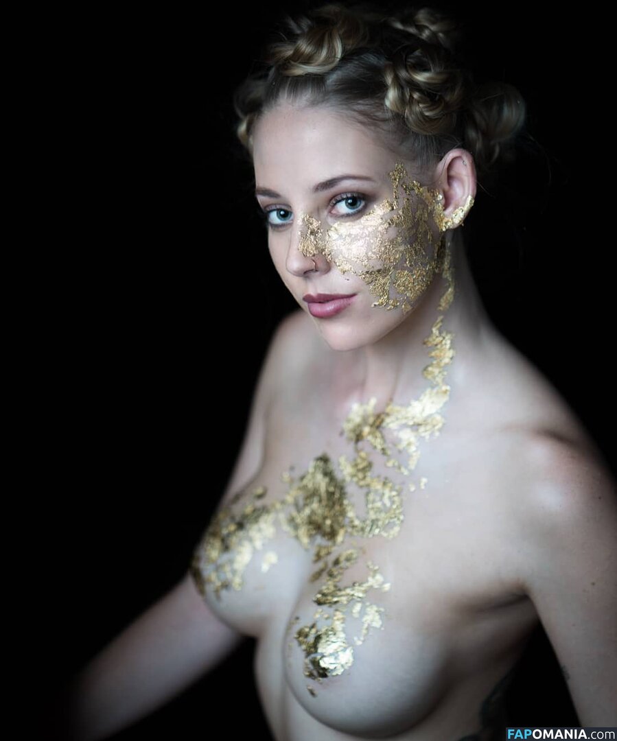 Ally J Wilkinson / model_allyj Nu OnlyFans  Photo fuitée #3