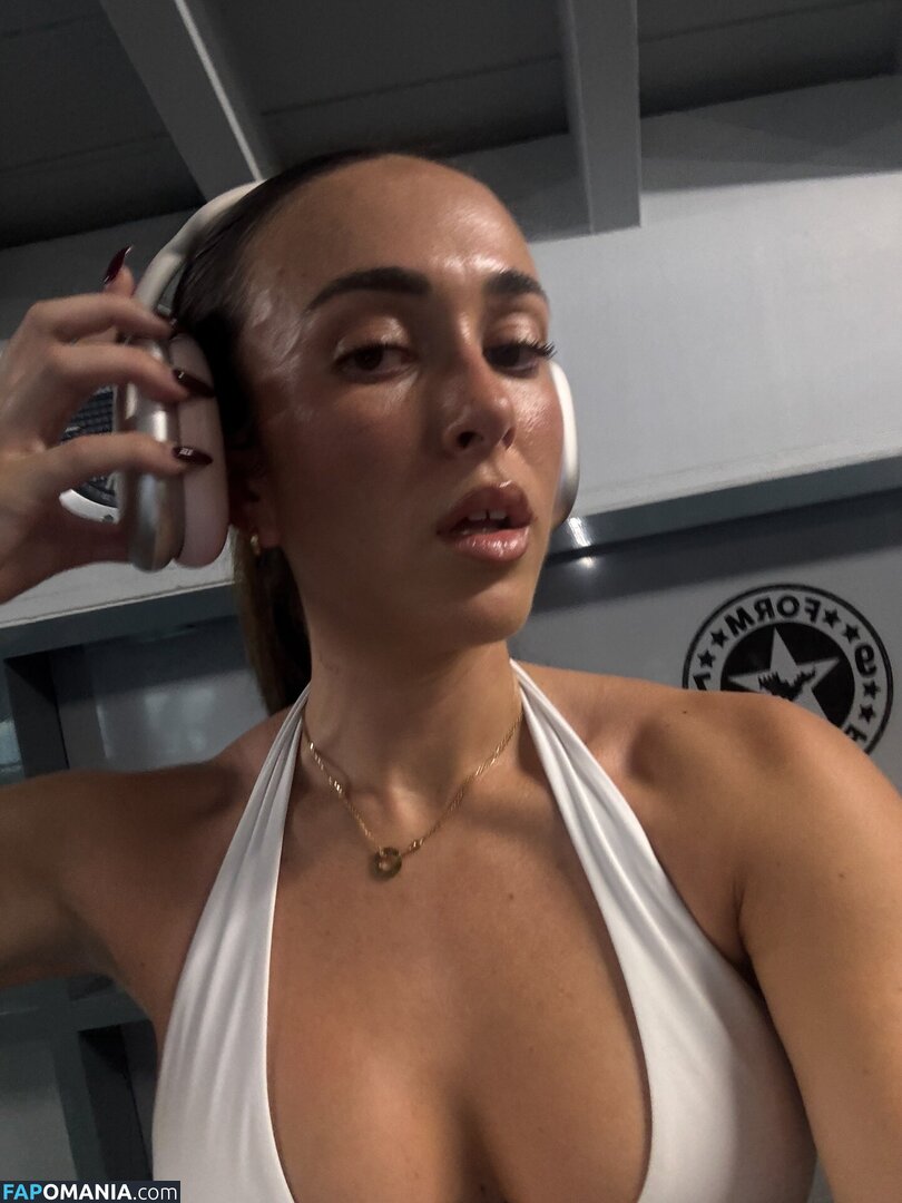 Alohalaia / alohalaia_ / thealohatrainer Nu OnlyFans  Photo fuitée #5