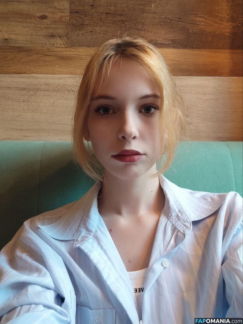 Altheadoyel / Fafa_fluff / KerryMezo / KinaBattig Nu OnlyFans  Photo fuitée #2