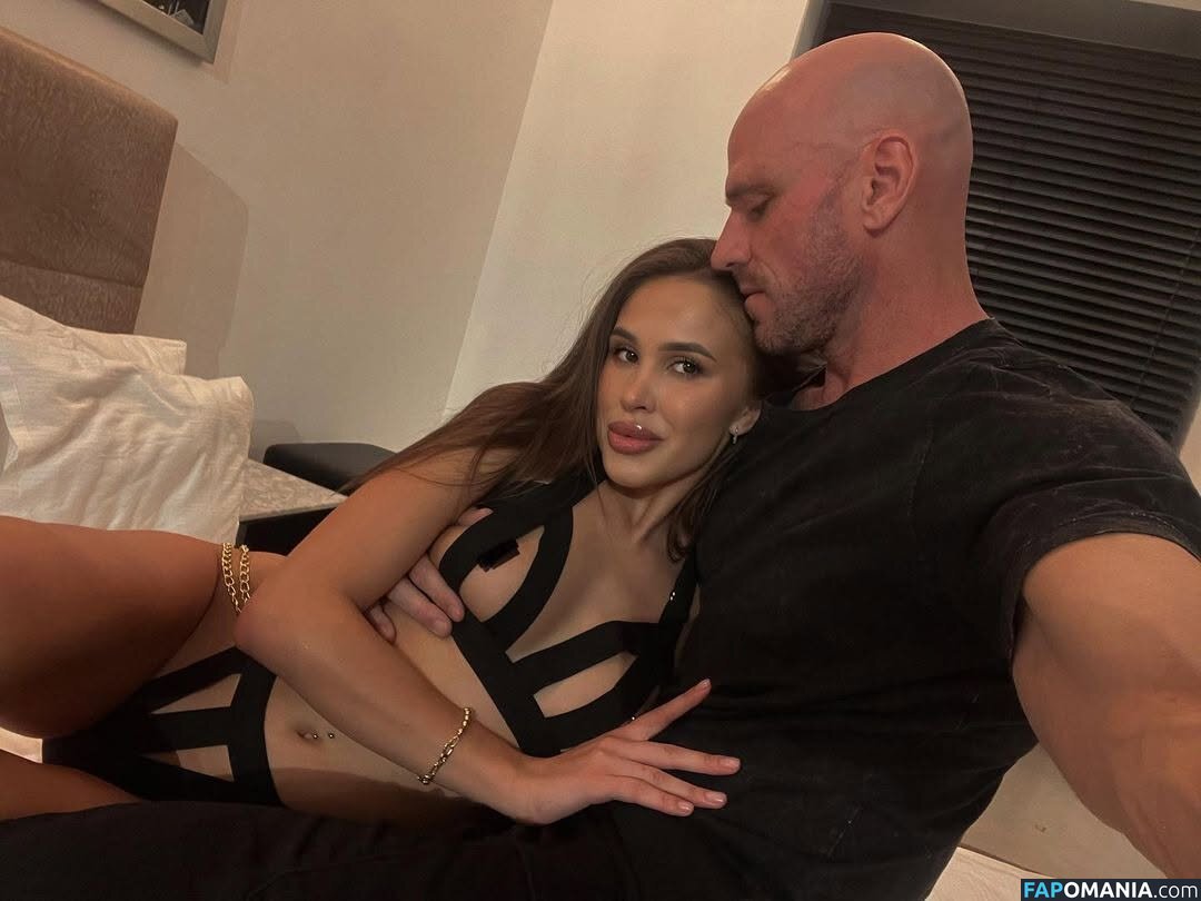 Alyssa Bounty / AlyssaBounty / an___aaaaaa Nu OnlyFans  Photo fuitée #1