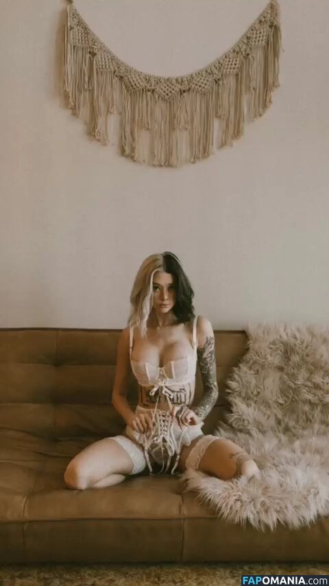 Alyssa Litanski / alitski13 / litanskin / litski613 Nu OnlyFans  Photo fuitée #12