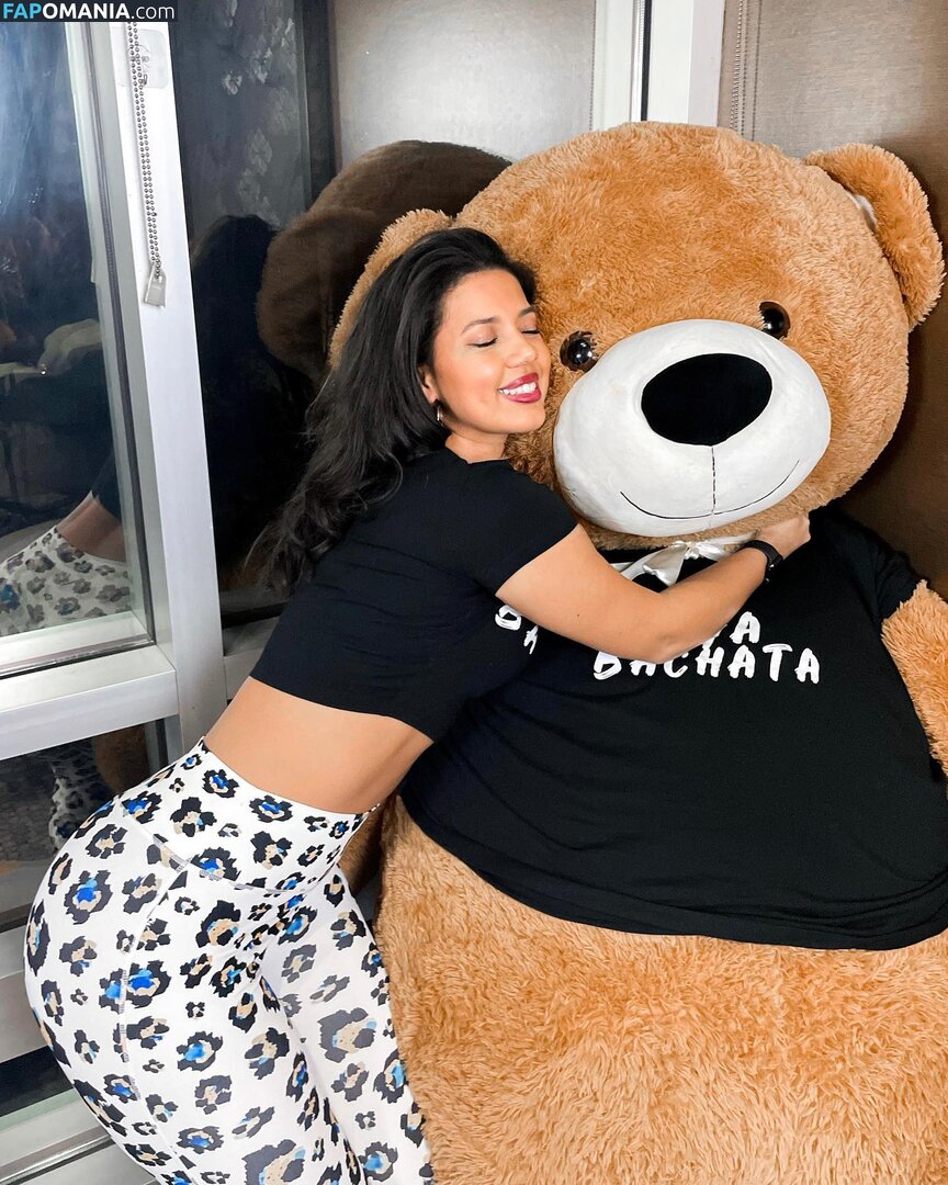 Amanda Carvalinda Nu OnlyFans  Photo fuitée #3