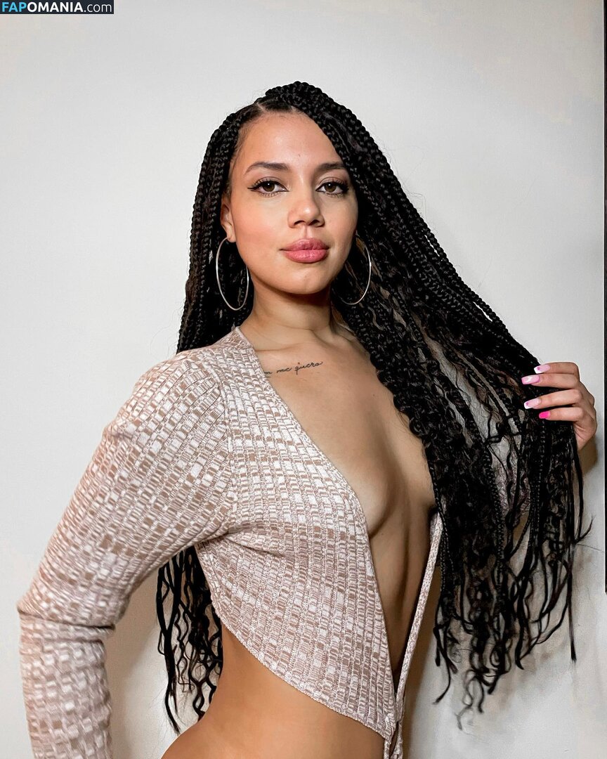 Amanda Carvalinda Nu OnlyFans  Photo fuitée #7