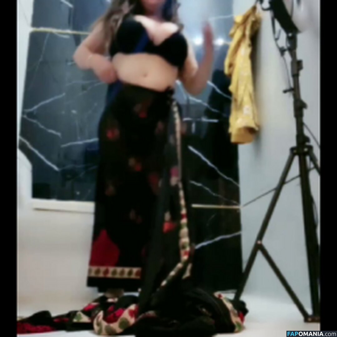 Amateur Streamers / radiatedfox Nu OnlyFans  Photo fuitée #109