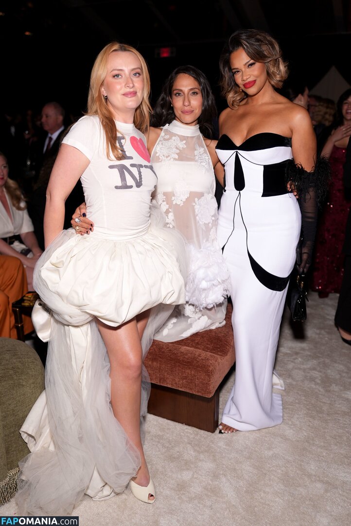 Amelia Dimoldenberg / ameliadimz Nu OnlyFans  Photo fuitée #318