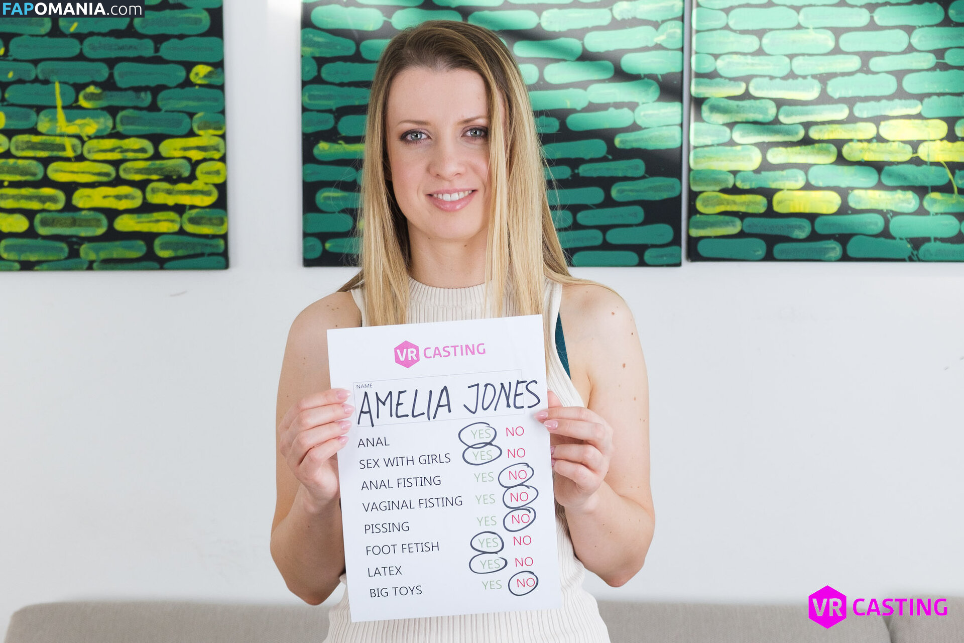 Amelia Jones Nu OnlyFans  Photo fuitée #16