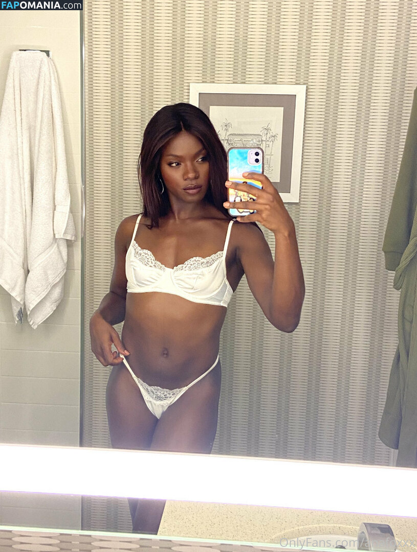 Ana Foxxx / anafoxxx / foxy_scorpio Nu OnlyFans  Photo fuitée #172