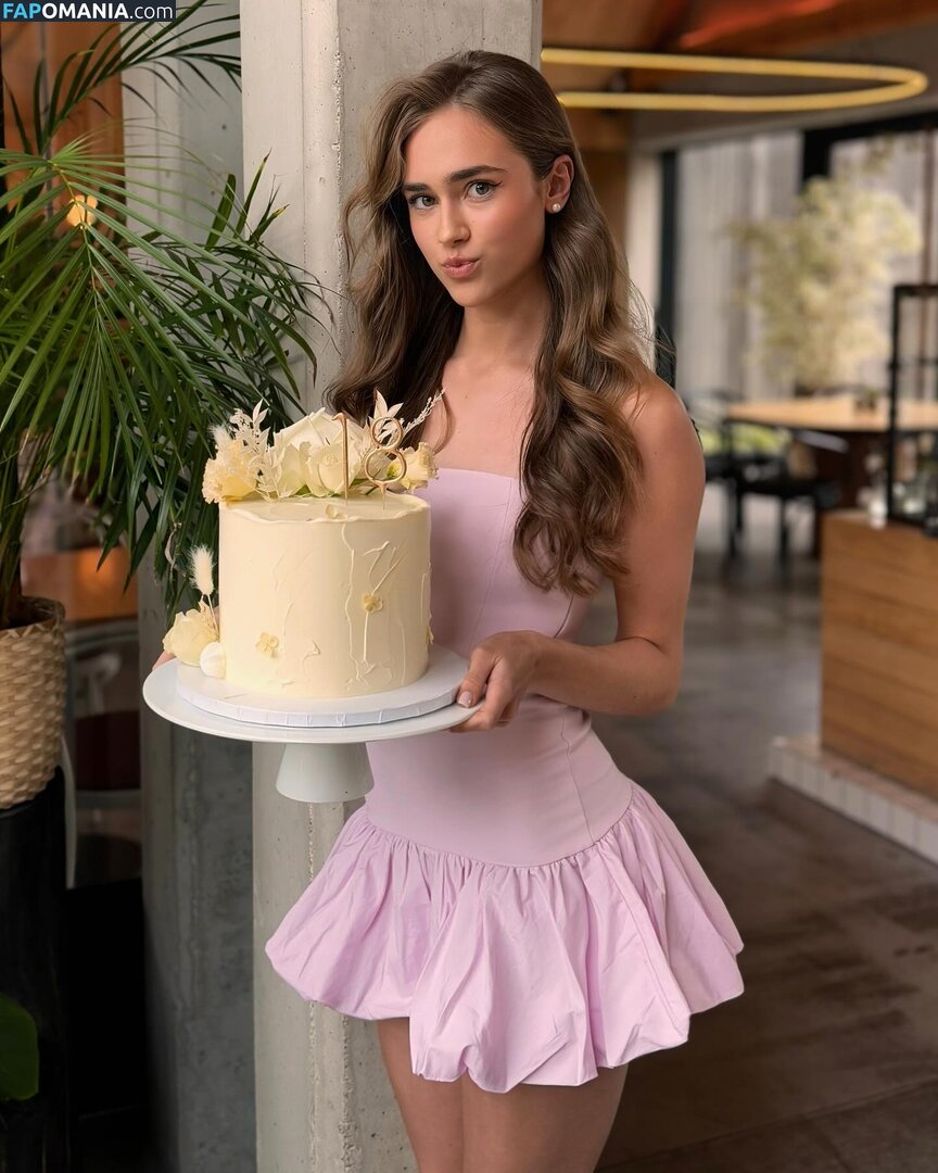 Anastazja Kus Nu OnlyFans  Photo fuitée #3