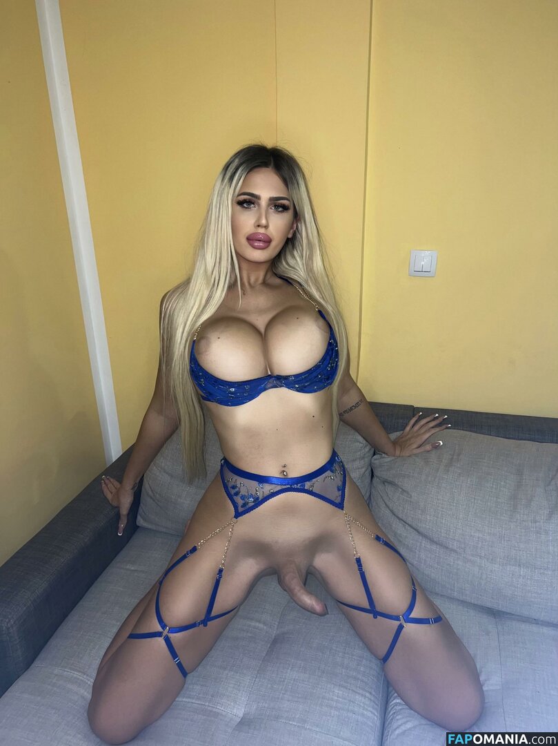 Andreana Bircanin / lady_annie / missbircanin Nu OnlyFans  Photo fuitée #9