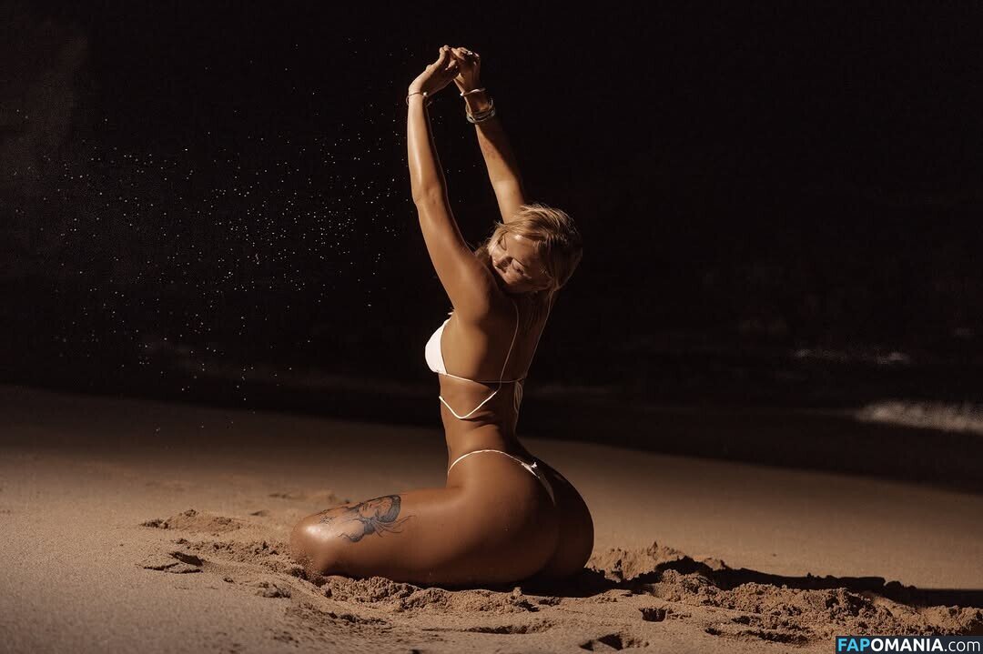 Anelaraiin Nu OnlyFans  Photo fuitée #2