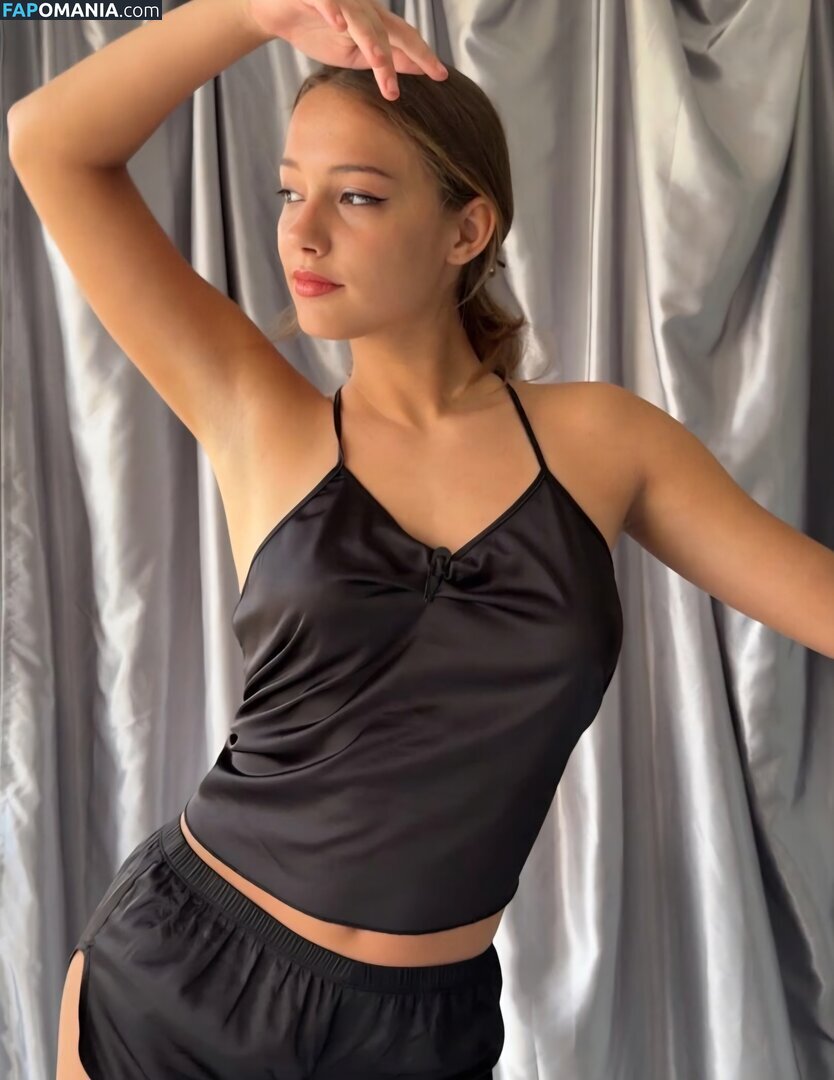 Anfisaria Riazhkina / Odd-Crab8566 / anfisaria Nu OnlyFans  Photo fuitée #8