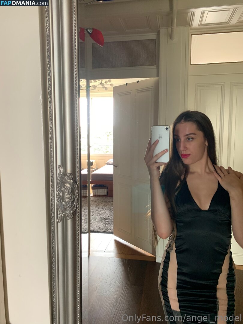 ange.elle__ / ange_elle Nu OnlyFans  Photo fuitée #13